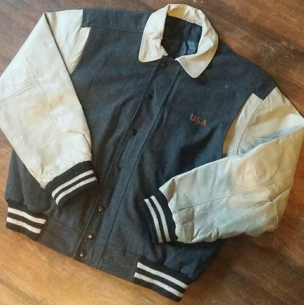 Vintage 90s USA leathers man jacket